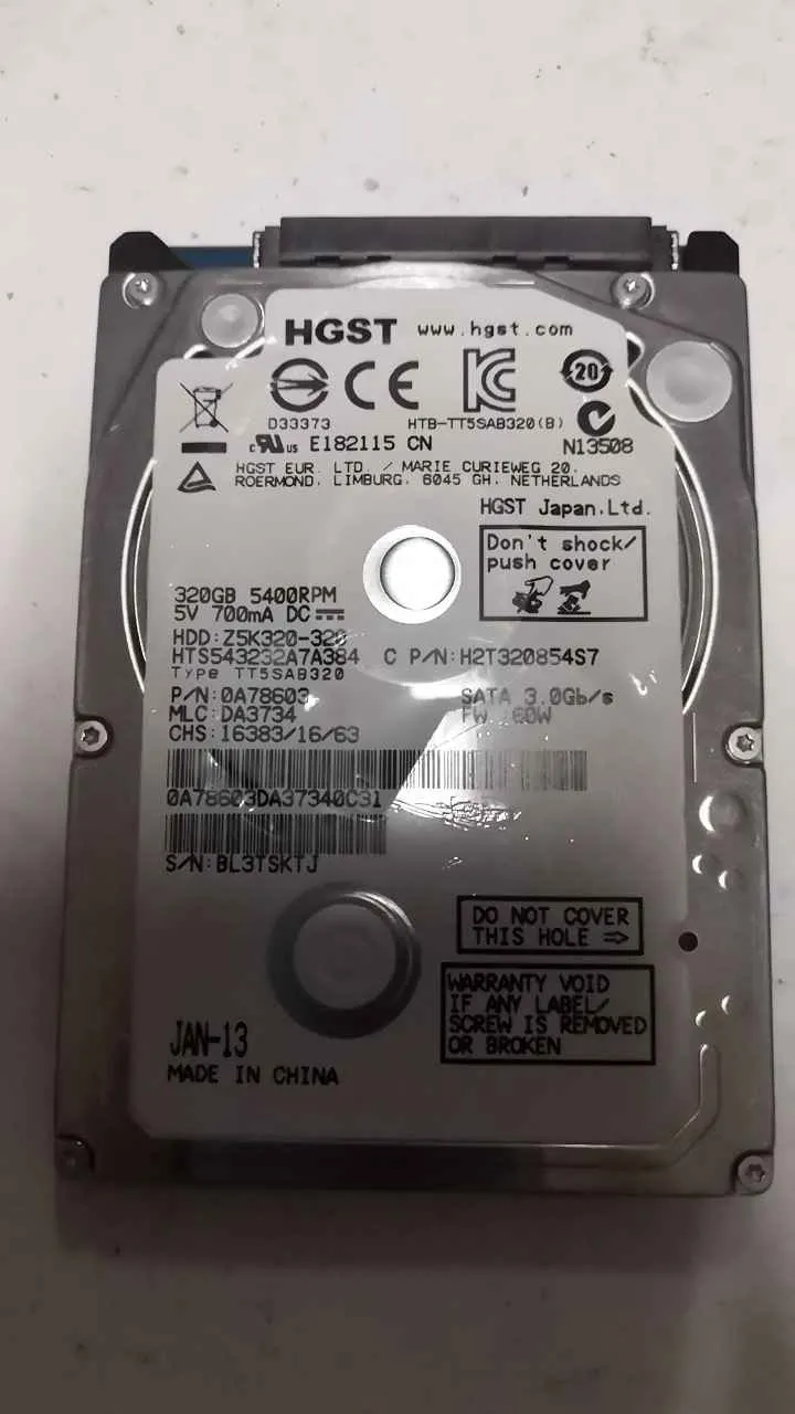 Hitachi HTS543232A7A384 S/N BL3TSKTJ