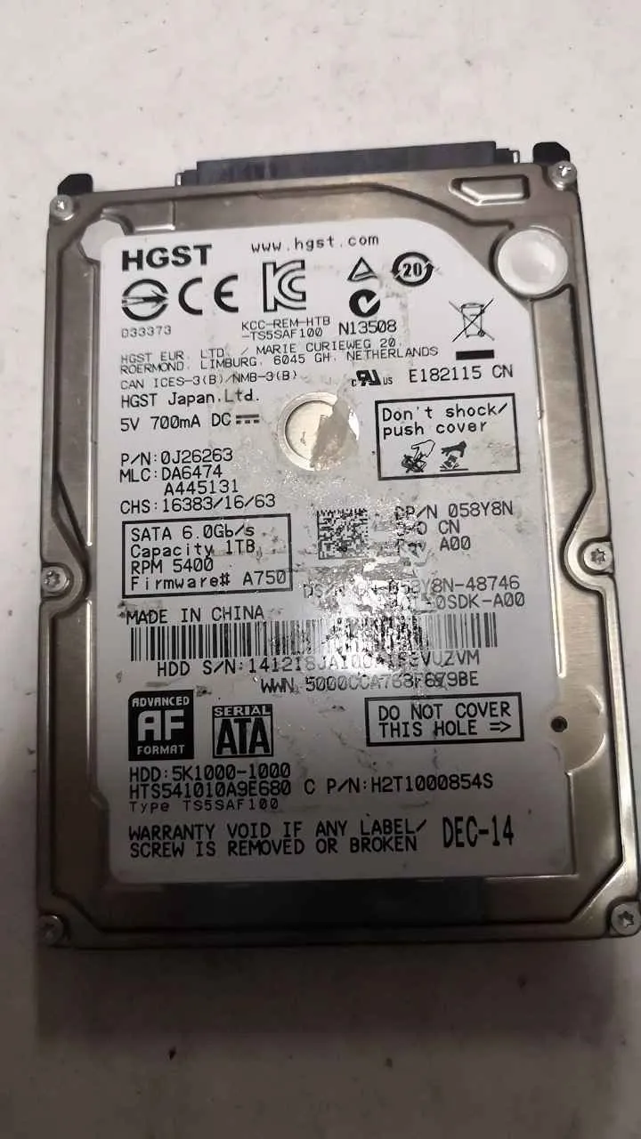 Hitachi HTS541010A9E680 S/N 141218JA100A1F3VUZVM