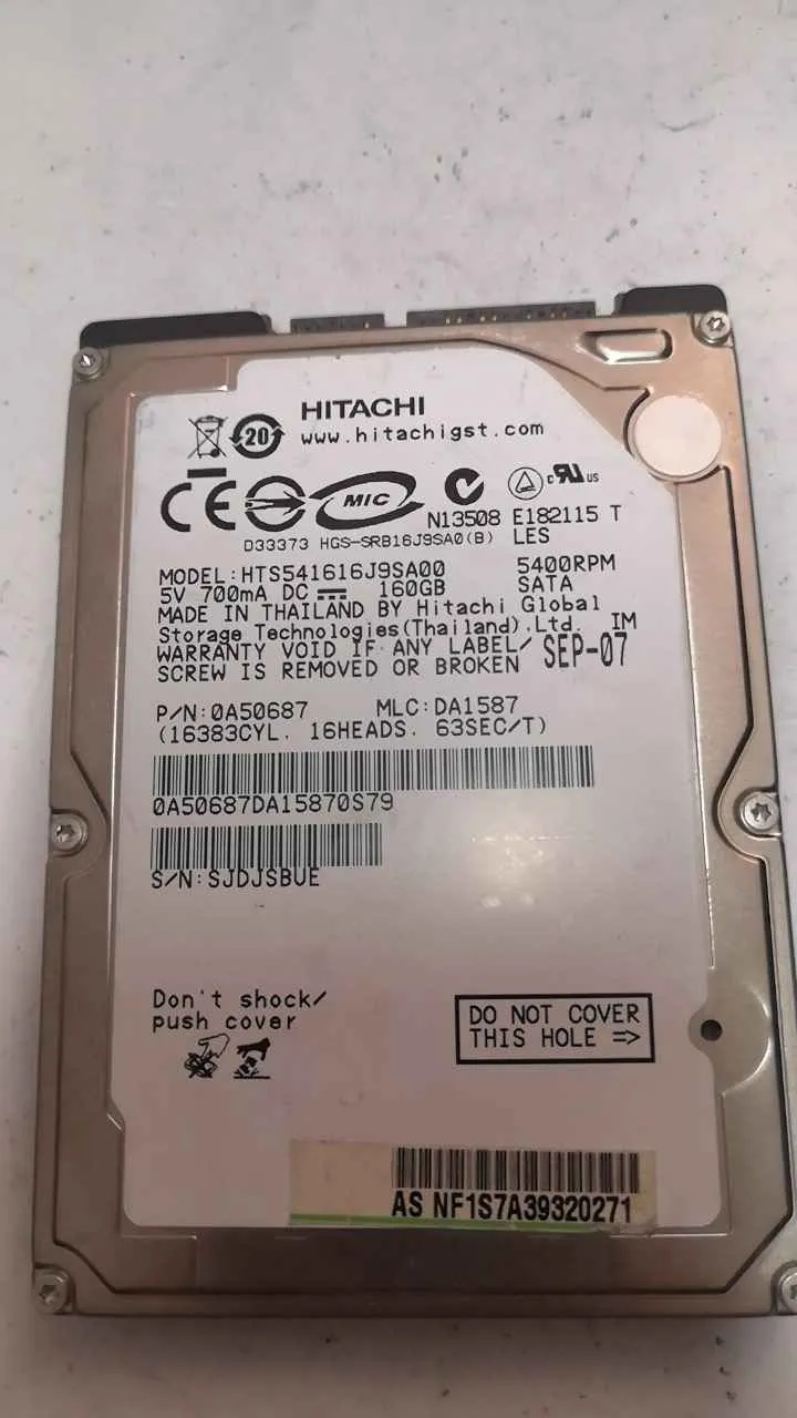 Hitachi HTS541616J9SA00 S/N SJDJSBUE