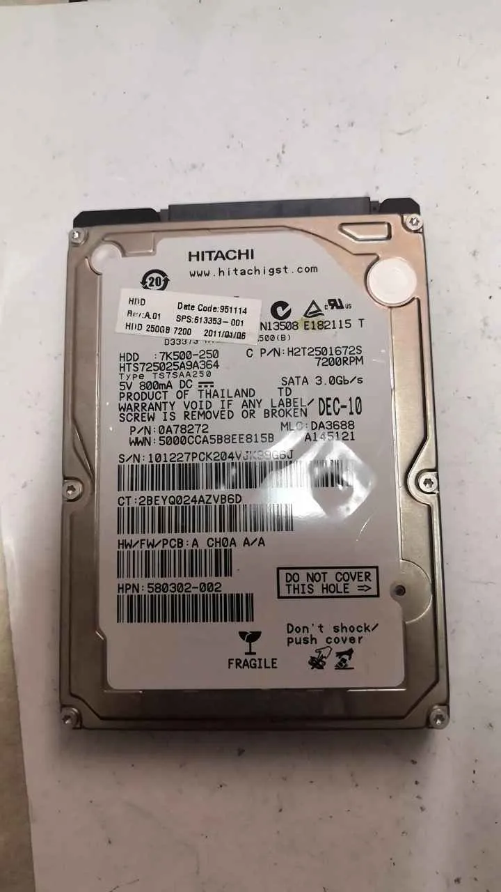 Hitachi HTS725025A9A364 S/N 101227PCK204VJK99G6J