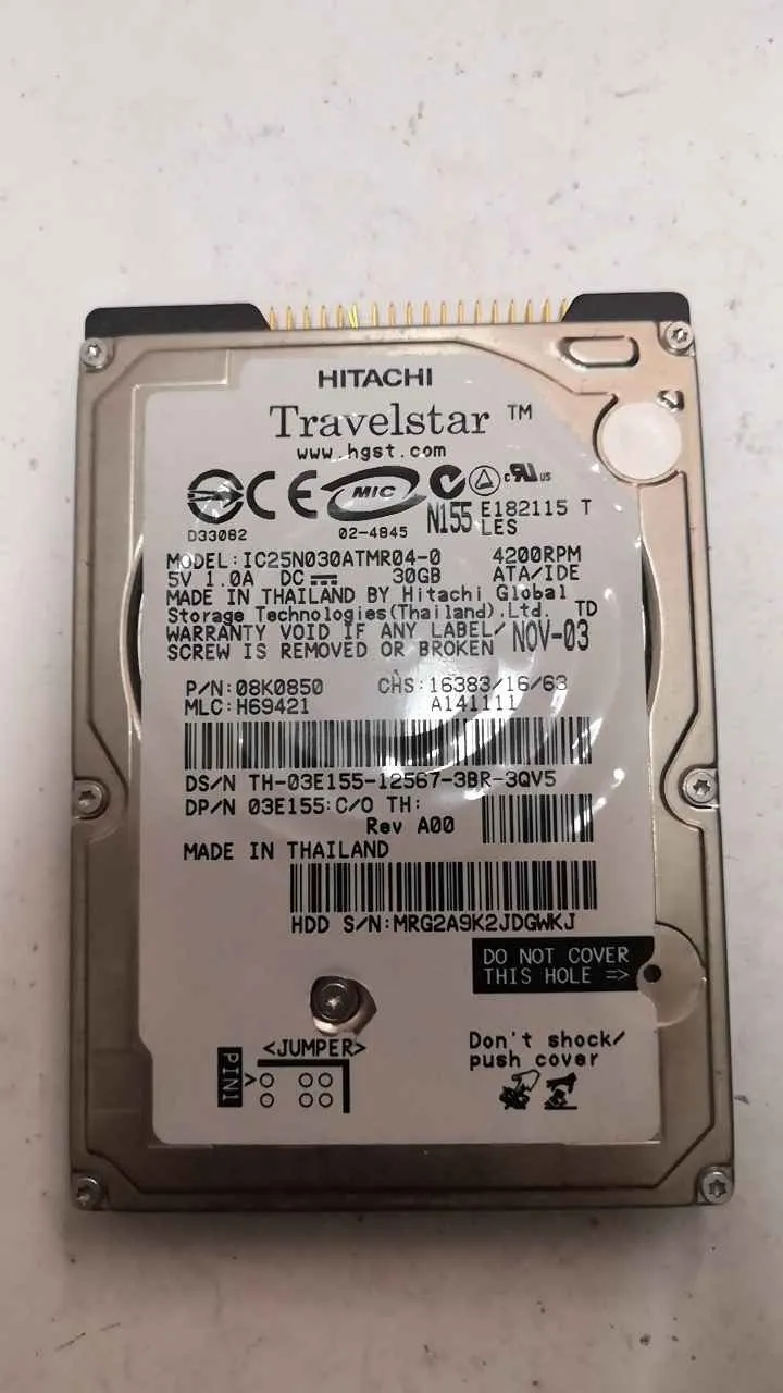 Fotografia dador IBM IC25N030ATMR04-0 SN MRG2A9K2JDGWKJ