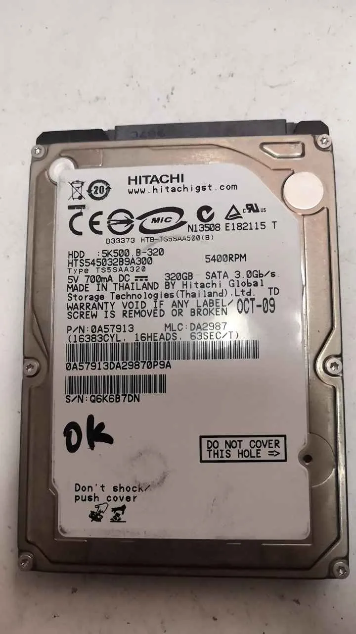 HTS545032B9A300