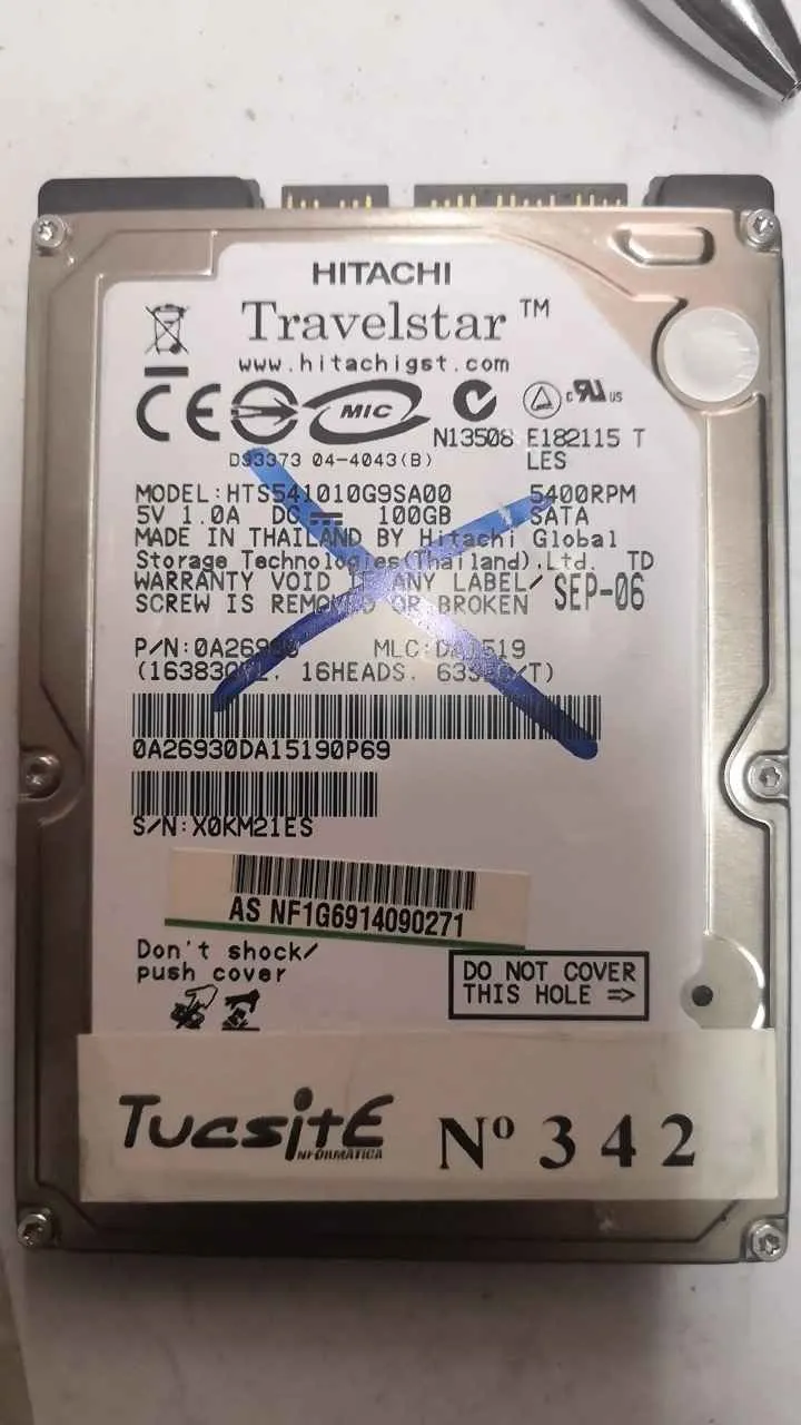 HTS541010G9S00