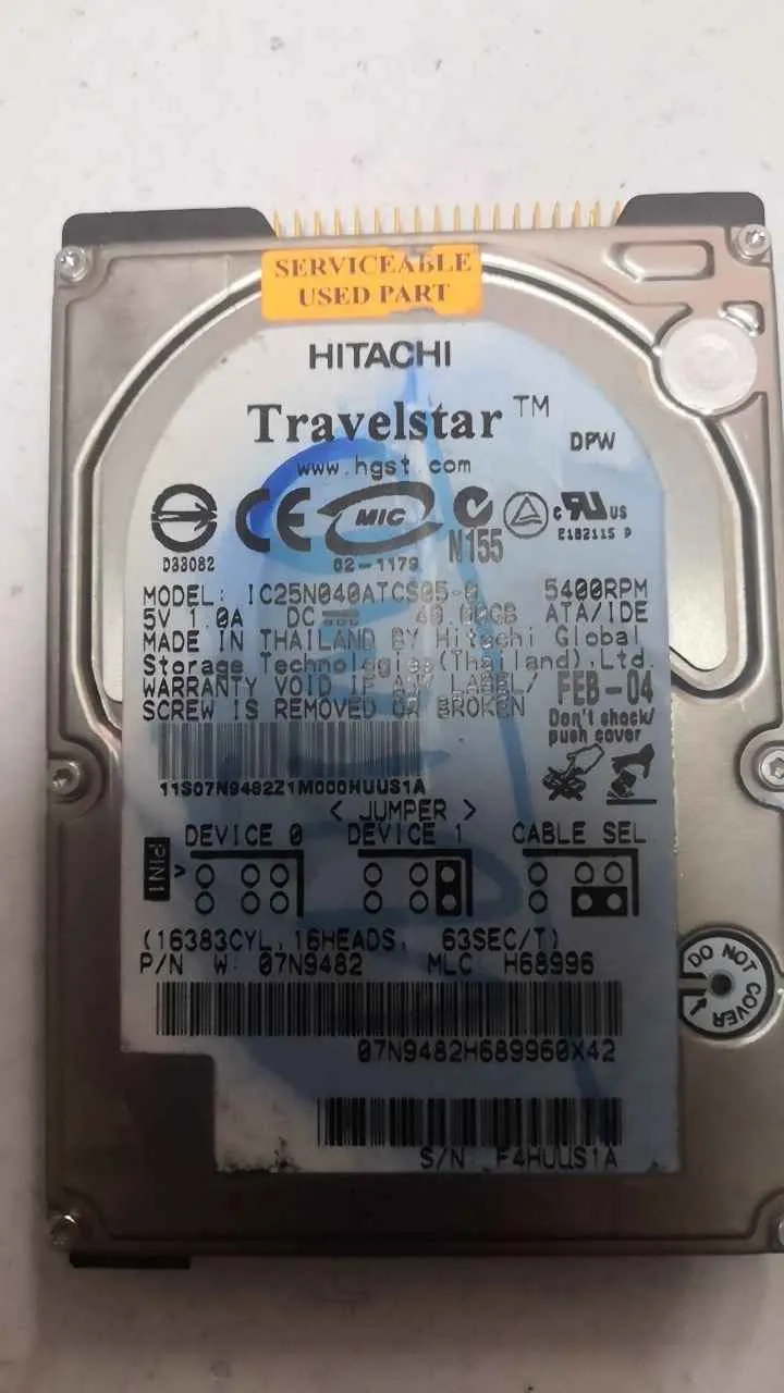 Fotografia dador IBM IC25N040ATCS05-0 SN F4HUUS1A