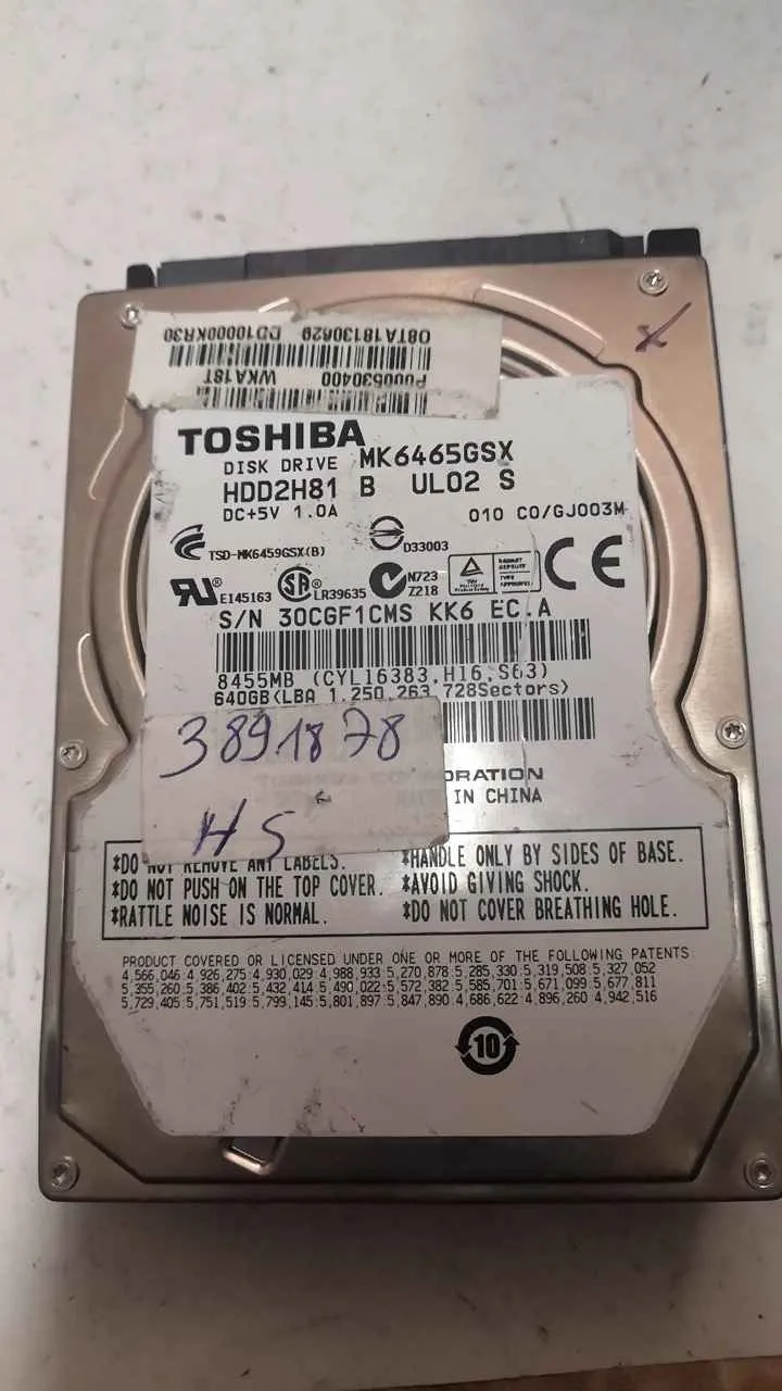 Toshiba MK6465GSX S/N 30CGF1CMSKA6