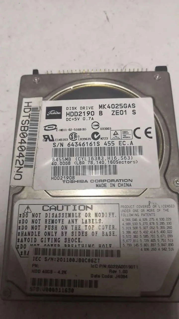 Toshiba MK4025GAS S/N 64346161S455