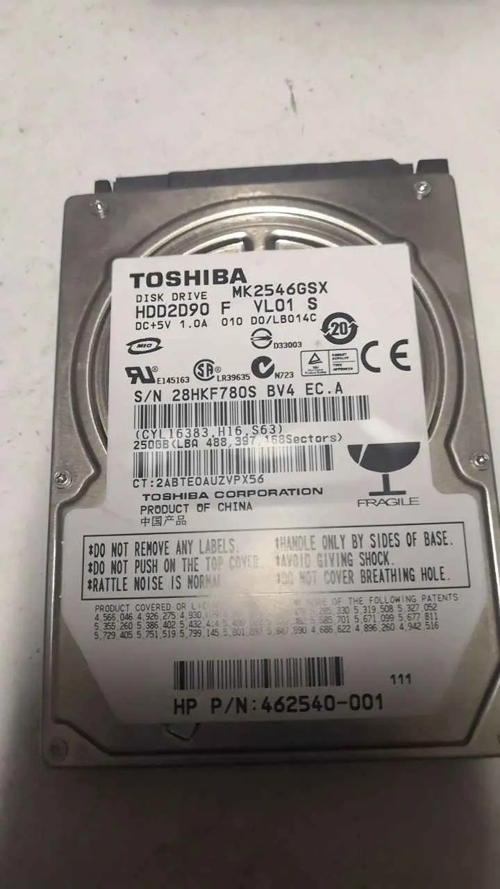 Toshiba MK2546GSX S/N 28HKF780SBV4