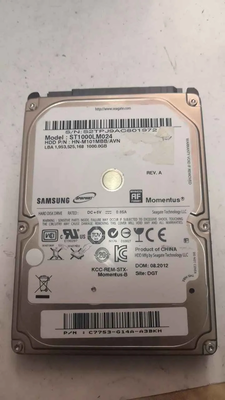 Seagate ST1000LM024 S/N S2TPJ9AC801972
