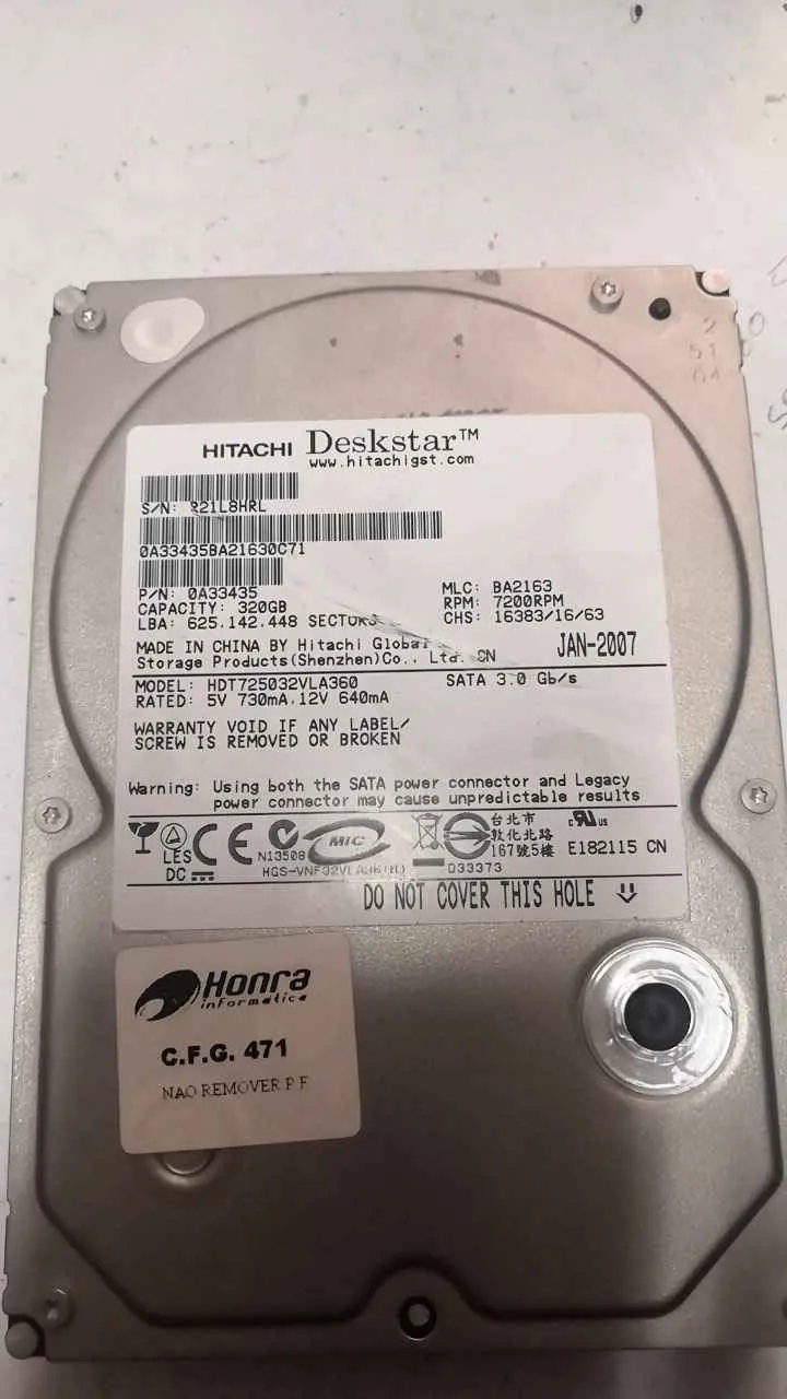 Hitachi HDT725050GLA360 S/N 321L8HRL