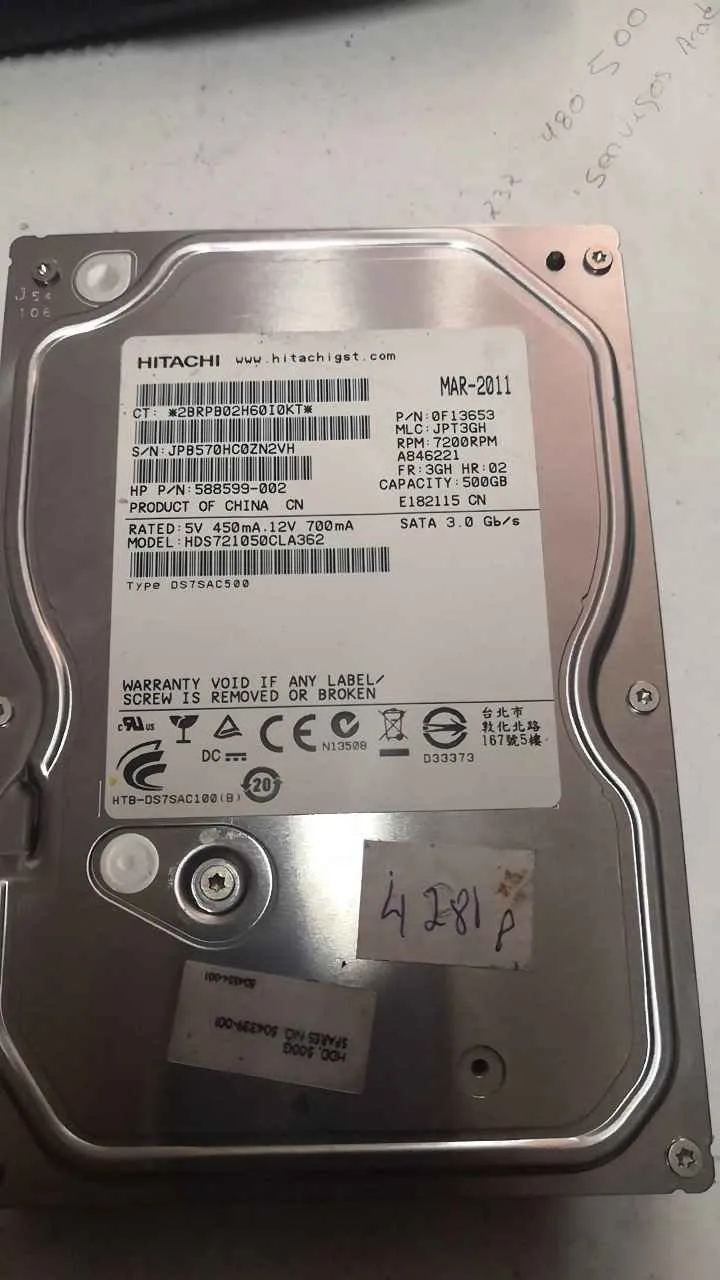 Hitachi HDS721050CLA362 S/N JPB570HC0ZN2VH