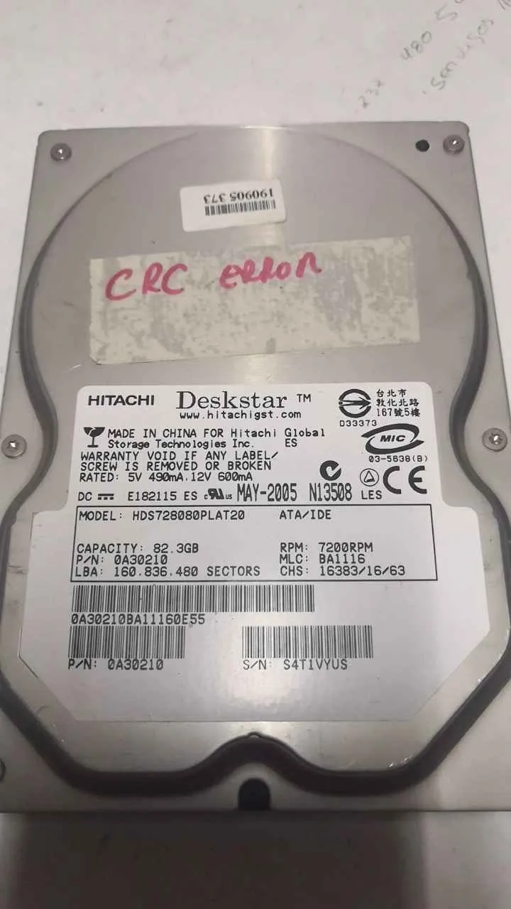 Hitachi HDST728030PLATUN S/N S4T1VYUS