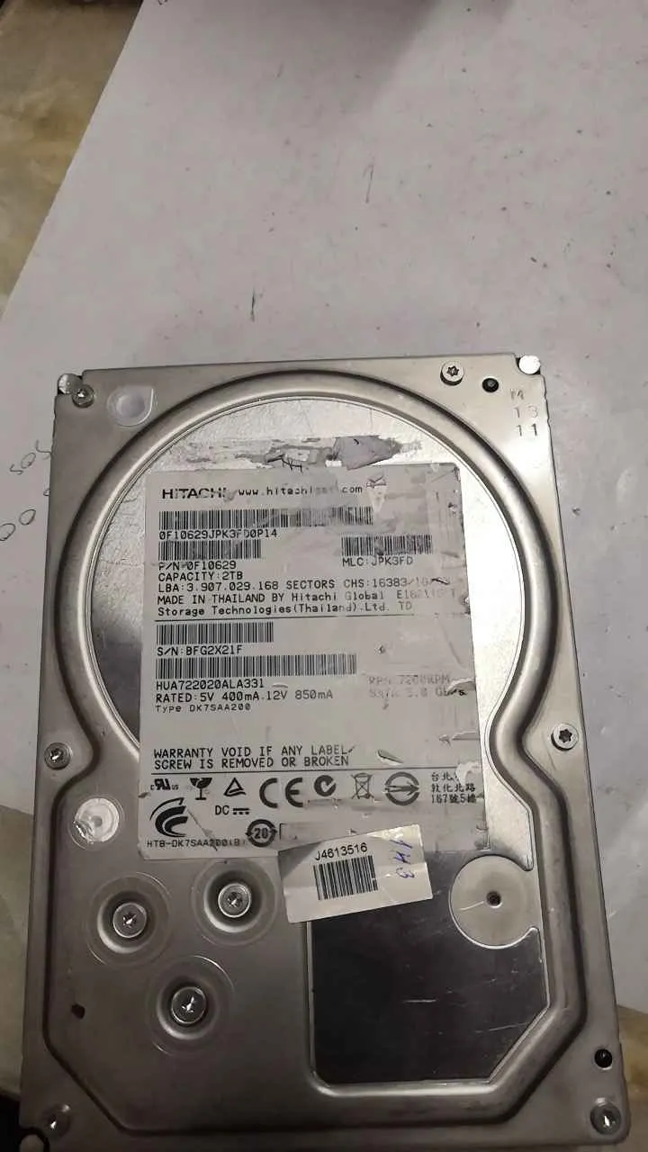 Hitachi HUA722020ALA331 S/N BFG2X21F
