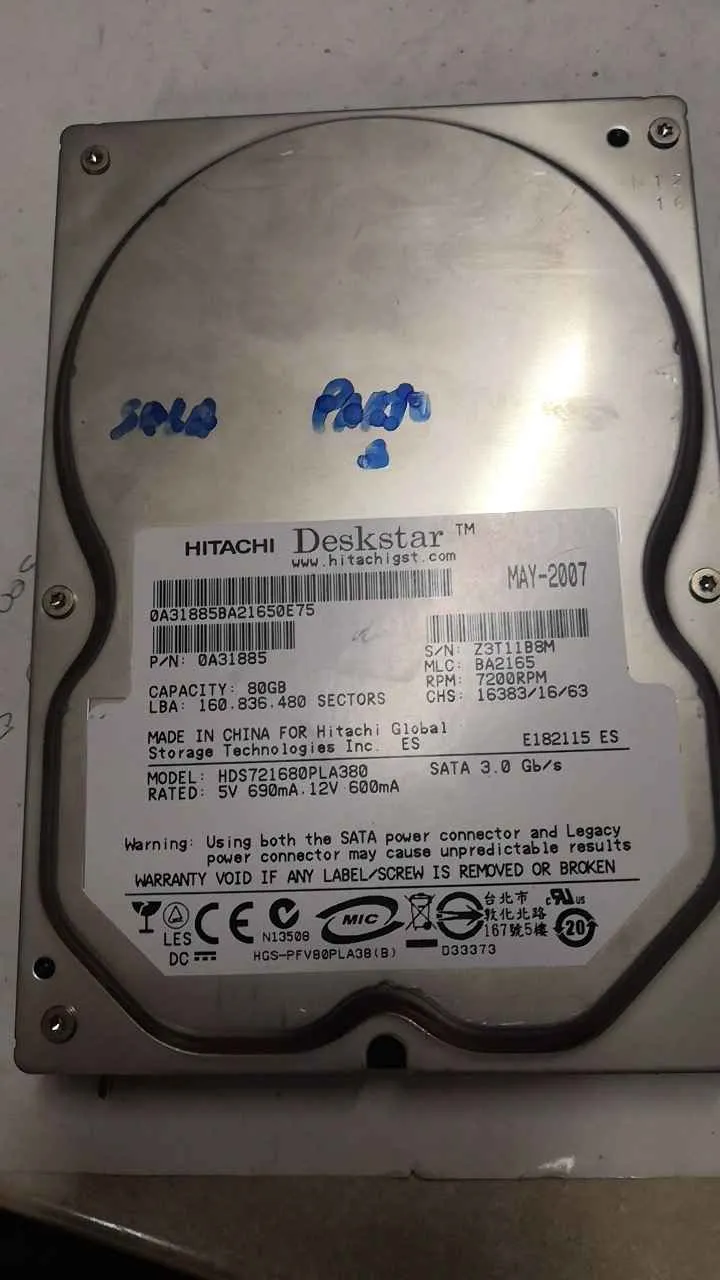 Hitachi HDS721680PLA380 S/N Z3T11B8M