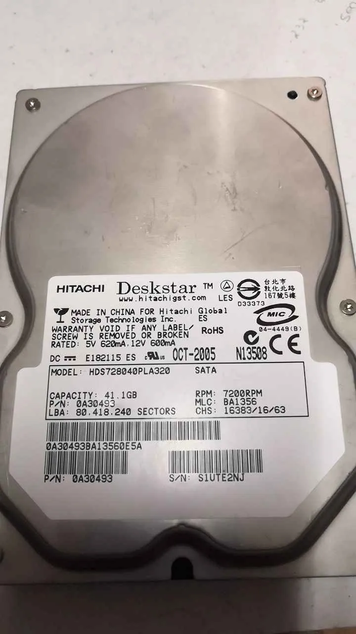 Hitachi HDS728040PL320 S/N S10TE2NJ