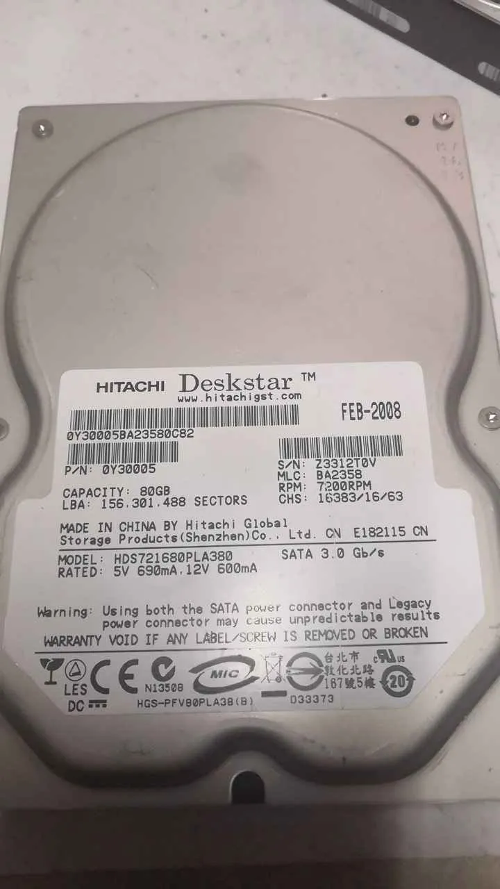 Hitachi HDS721680PLA380 S/N Z3312T0V