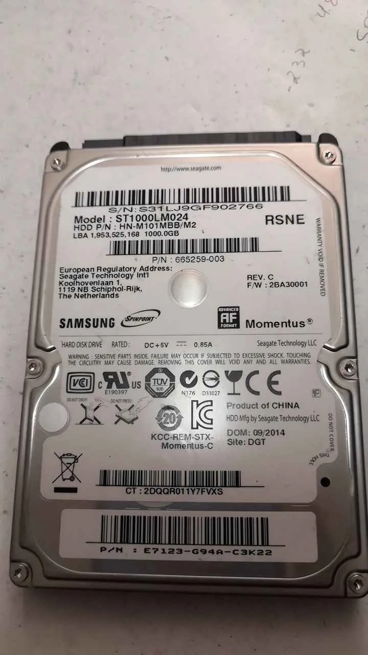 Seagate ST1000LM024 S/N S31LJ9GF902766