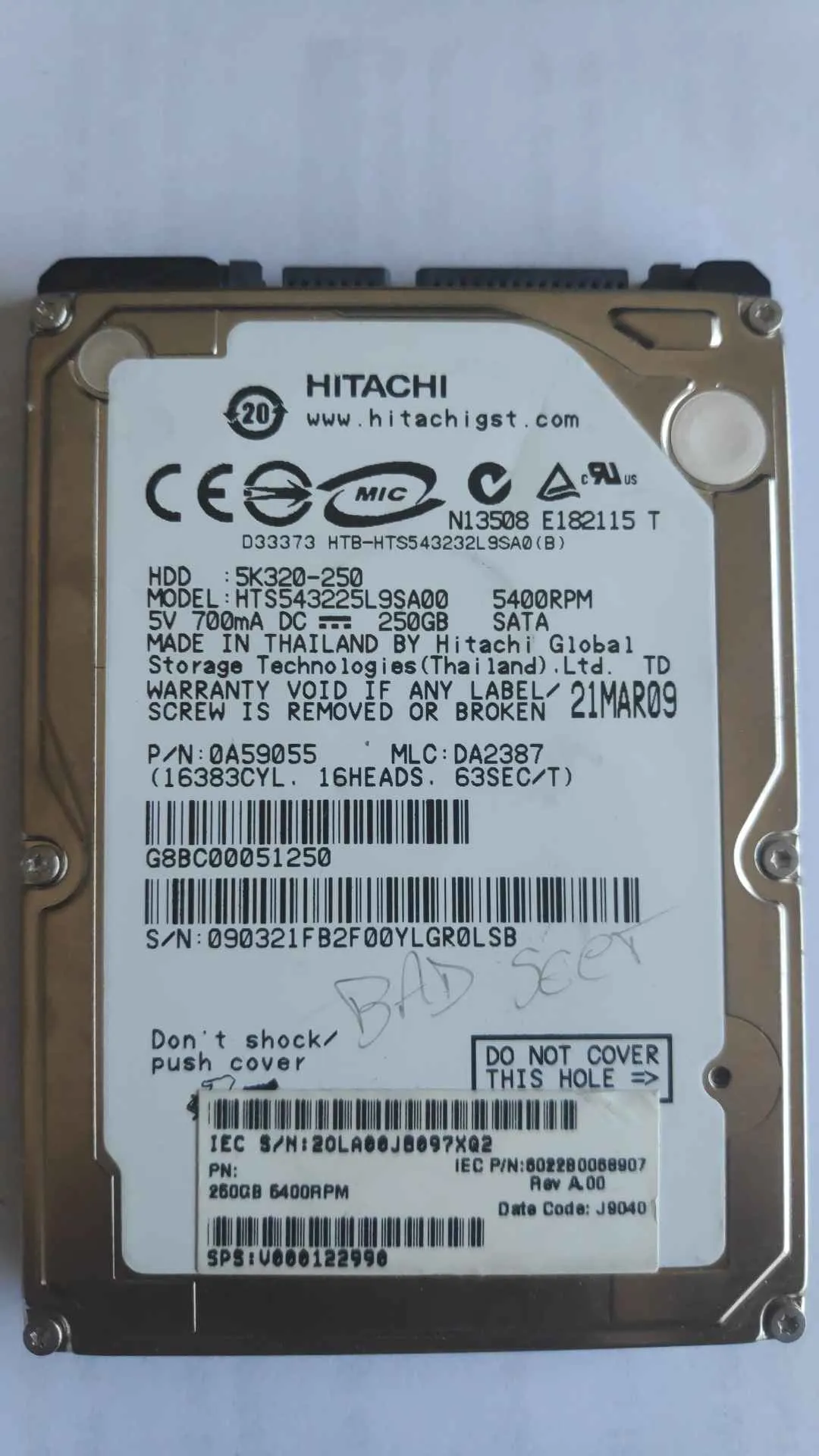 HTS543225L9SA00