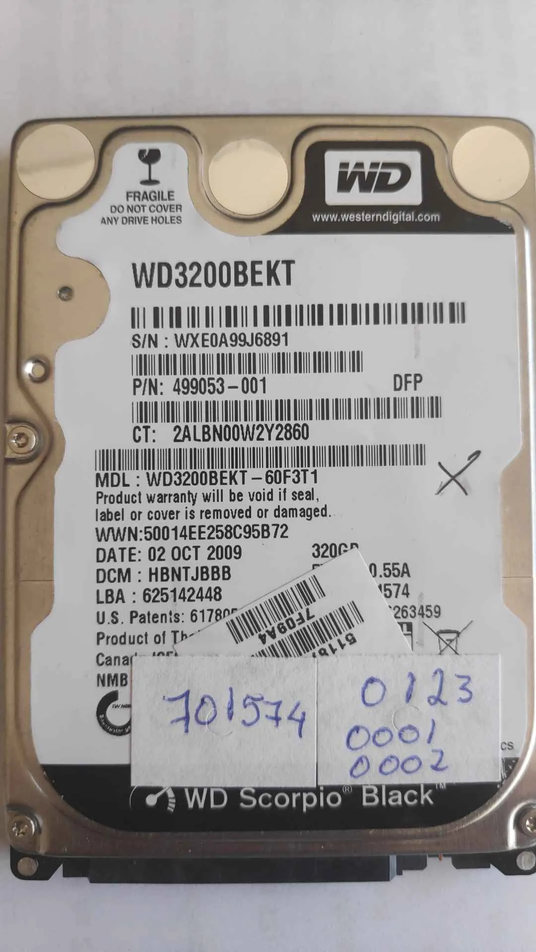 Western Digital WD3200BEKT-60F3T1 S/N WXE0A99J6891