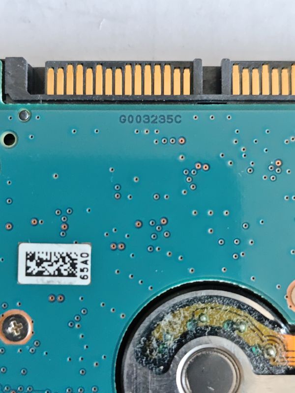 Board PCB G003235C — Toshiba MQ01ABD100