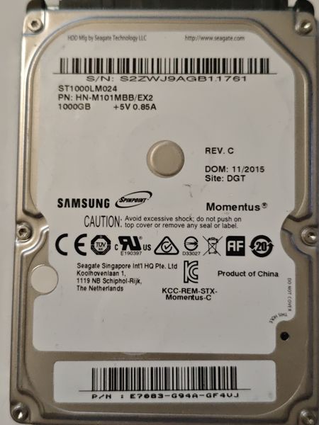 Samsung ST1000LM024 S/N S2ZWJ9AGB11761