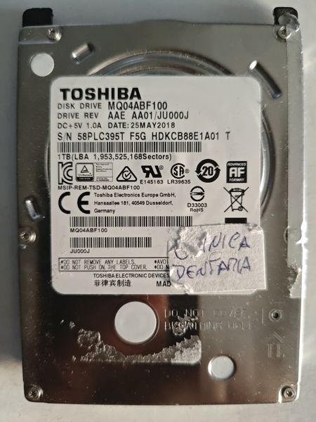 Fotografia dador Toshiba MQ04ABF100 SN 58PLC395T